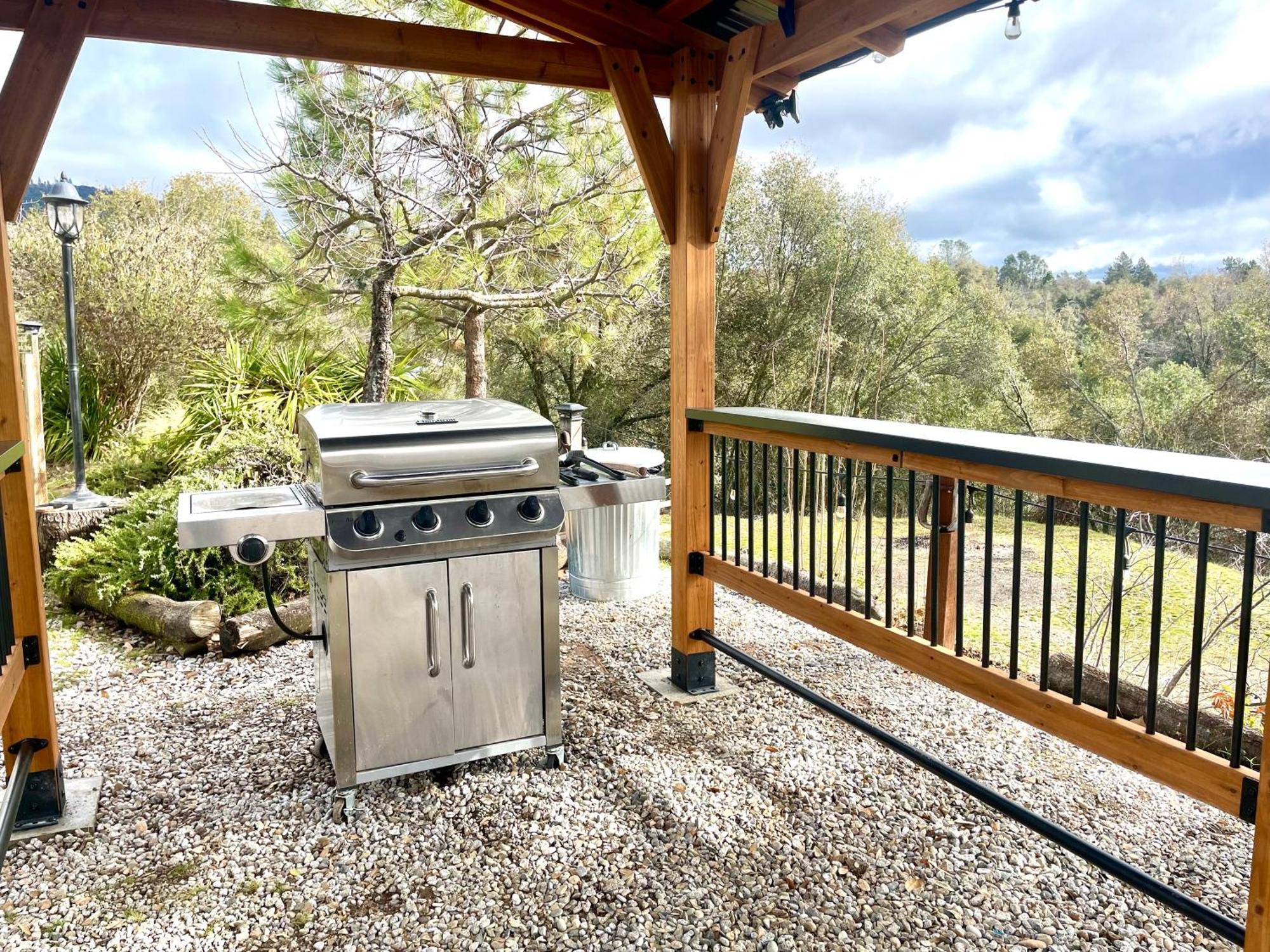 Sierra Mountain Lodge - Vacation Rentals - Yosemite Оане Екстериор снимка