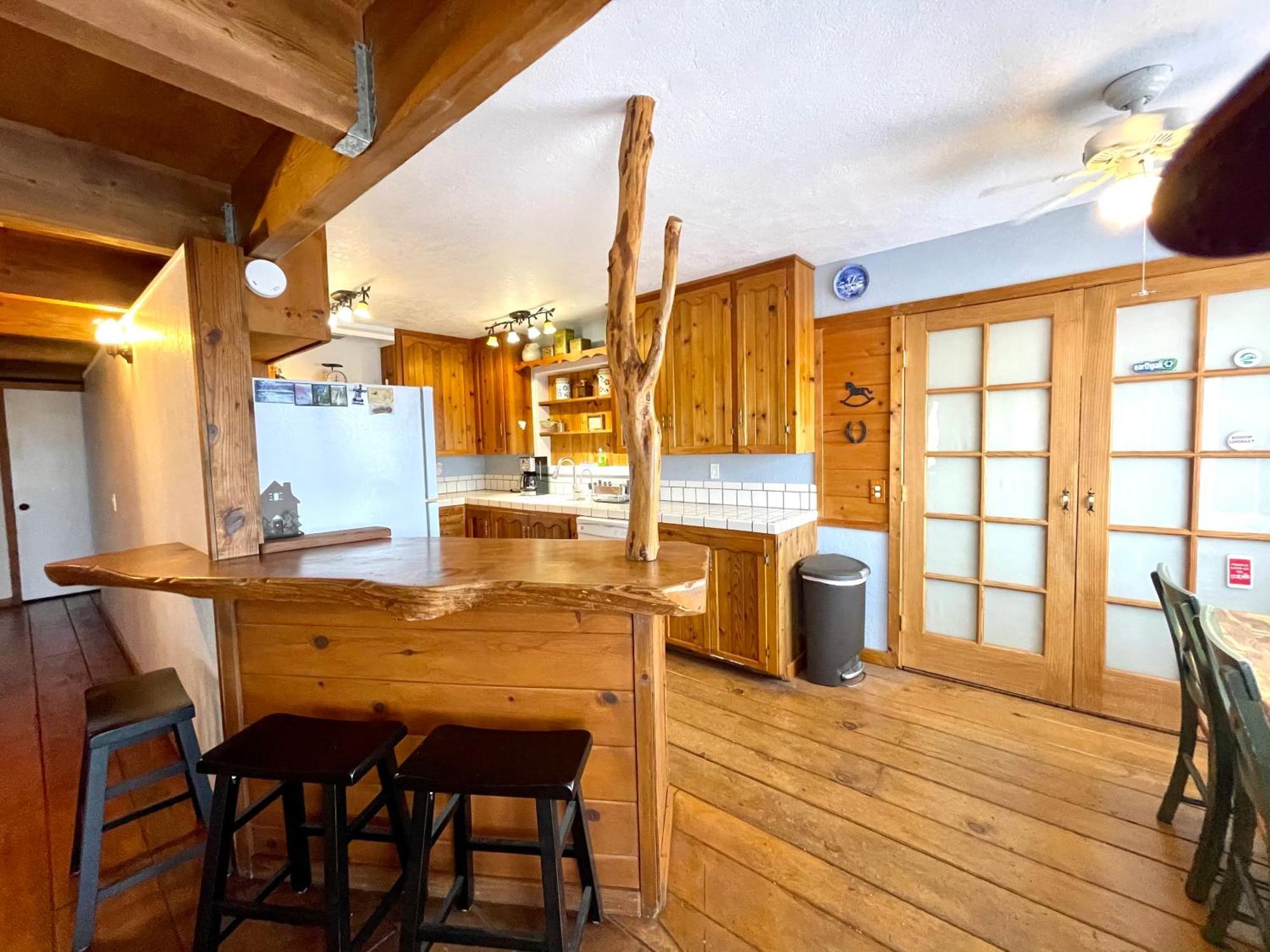 Sierra Mountain Lodge - Vacation Rentals - Yosemite Оане Екстериор снимка