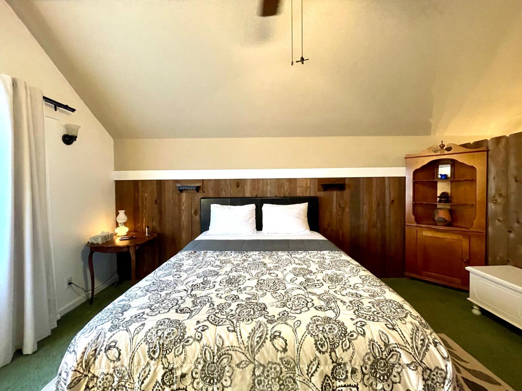 Sierra Mountain Lodge - Vacation Rentals - Yosemite Оане Екстериор снимка