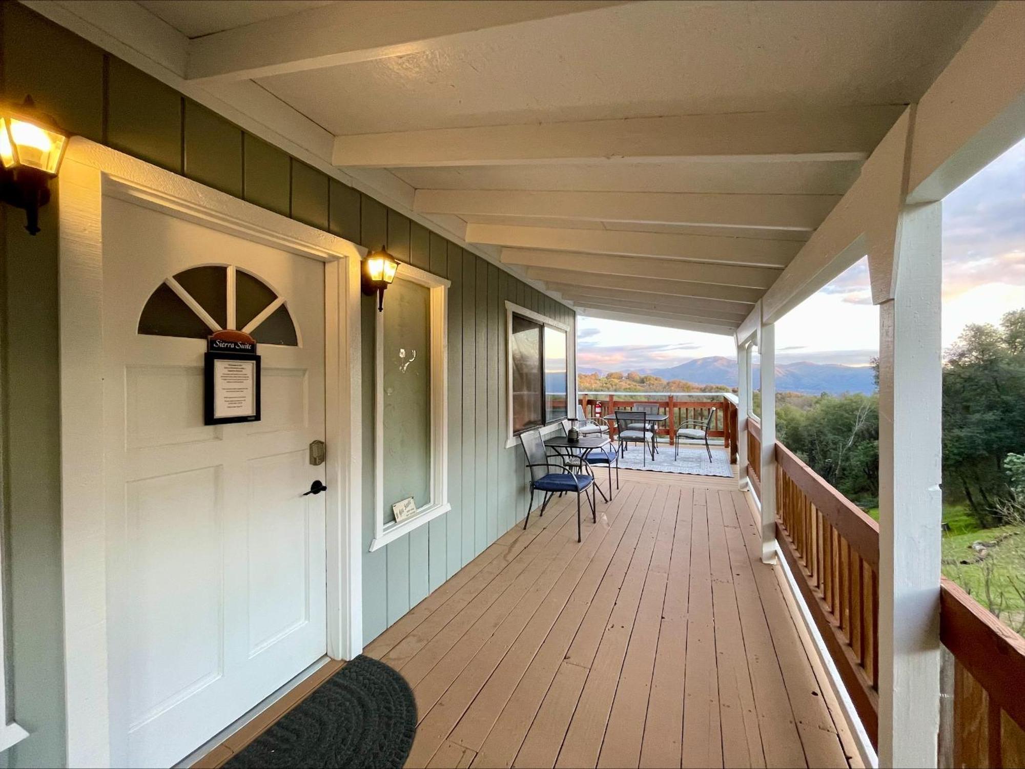 Sierra Mountain Lodge - Vacation Rentals - Yosemite Оане Екстериор снимка