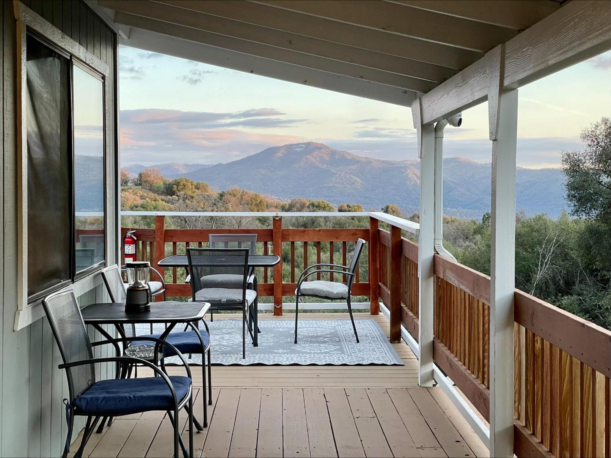 Sierra Mountain Lodge - Vacation Rentals - Yosemite Оане Екстериор снимка
