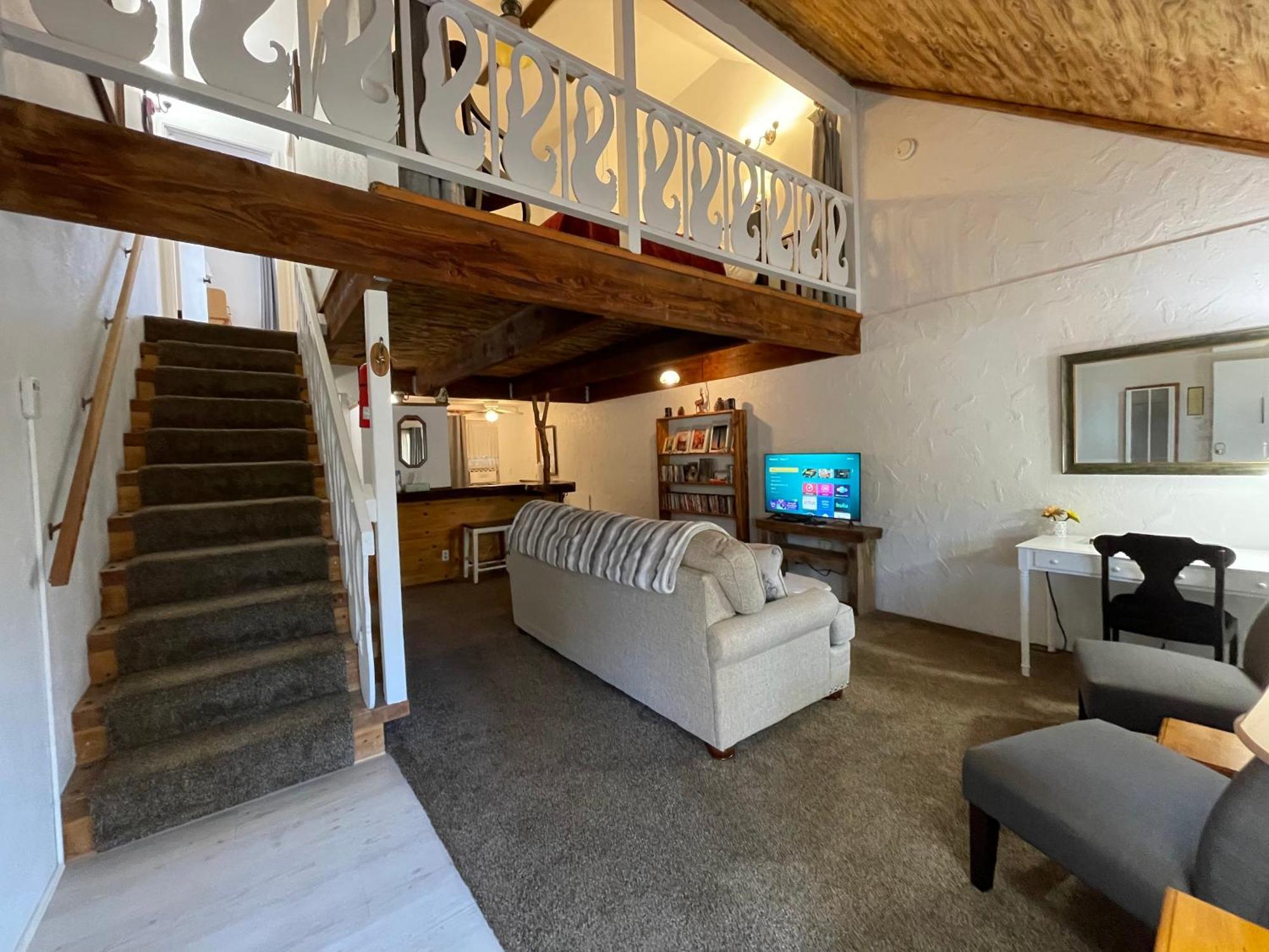 Sierra Mountain Lodge - Vacation Rentals - Yosemite Оане Екстериор снимка